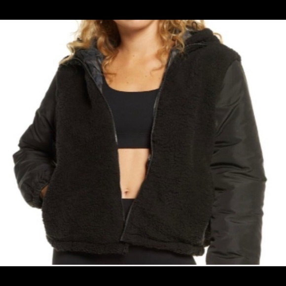 Zella Black Camo Print revisible Jacket - Picture 5 of 5